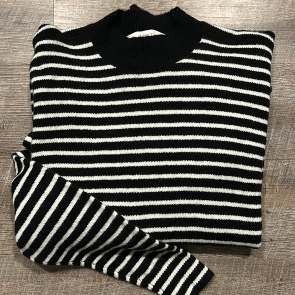 Loft Striped black and white striped sweater with knotted waist small